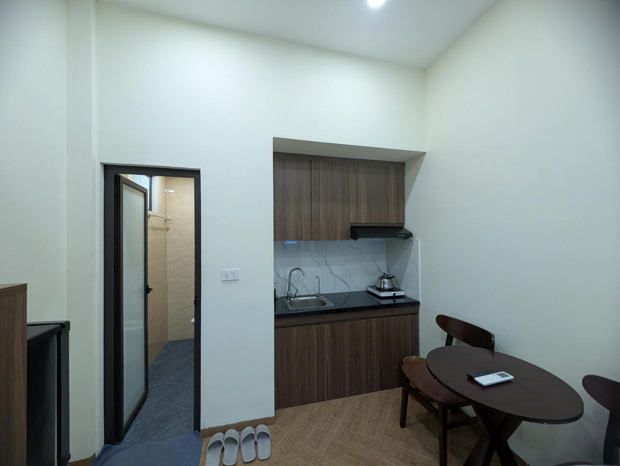 Era Apartment 158 Nguyen Khanh Toan, Hanoi